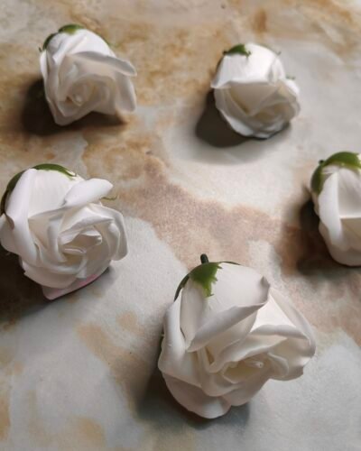 Scented Flowers white pack of 5