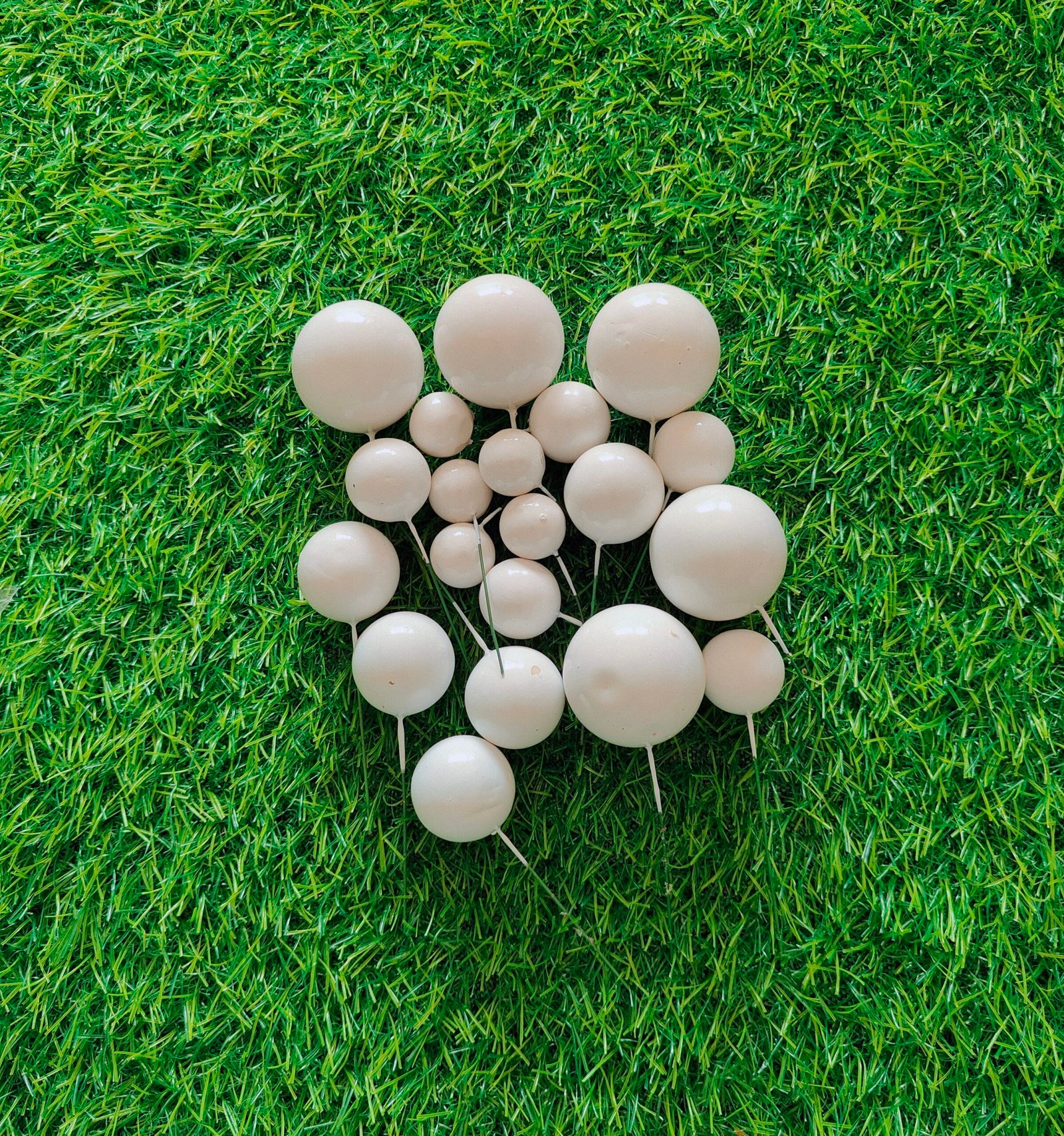 Matte Finish Faux Balls-white