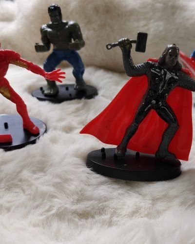 4 pcs Avenger superhero Toy set